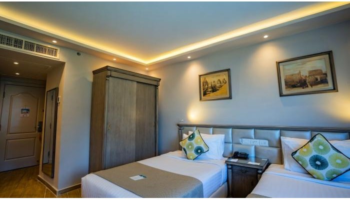 Sunrise Alex Avenue Resort poza 3