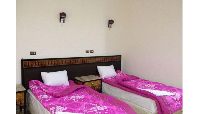 Hotel One Season Hostel poza 3