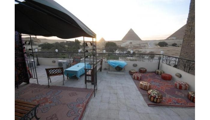 Hotel Pyramids View poza 0