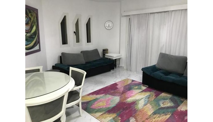 Regency Towers Apartments poza 9