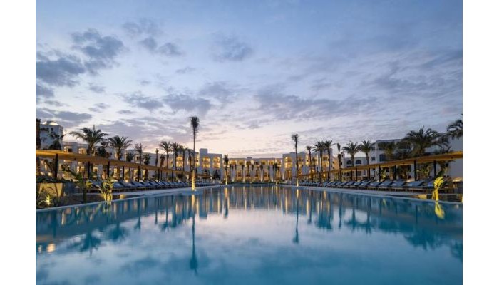 Serry Beach Resort poza 1