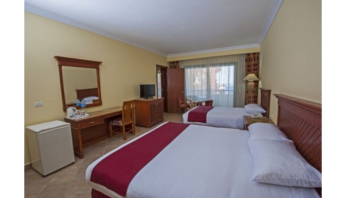 Sun & Sea Hotel And Aqua Park poza 1