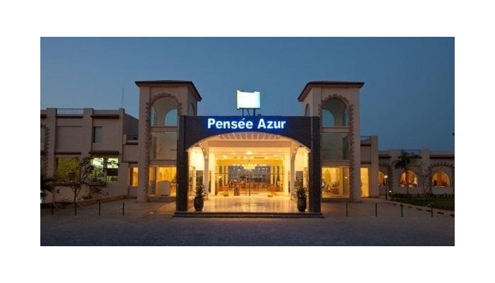Pensee Beach Resort Operated By The Three Corners poza 0