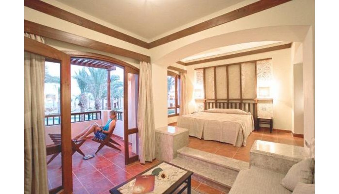 Tamra Beach Resort poza 0