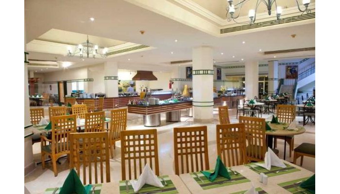 Coral Beach Resort Montazah poza 1