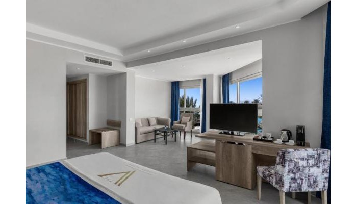 The V Luxury Resort poza 6