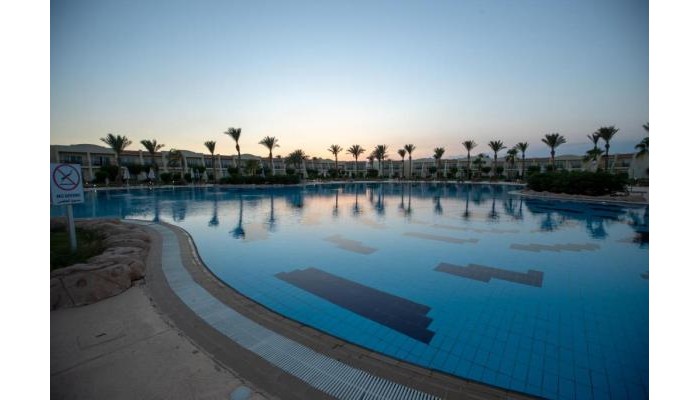 Doubletree By Hilton Sharks Bay Resort poza 11