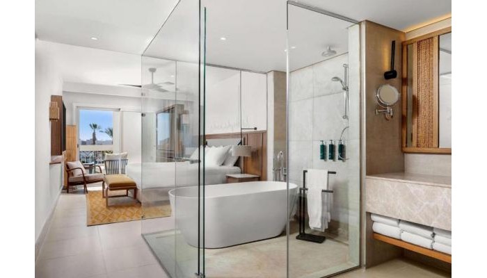 Doubletree By Hilton Sharks Bay Resort poza 2