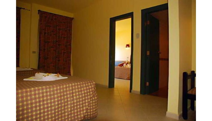 Hauza Beach Resort poza 2