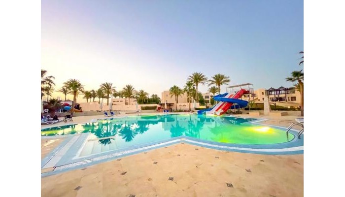 Ivy Cyrene Island Aqua Park Resort poza 26